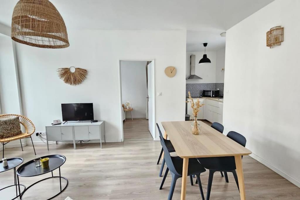 Superbe Appartement 2 Chambres Au Coeur De Pau Exteriér fotografie