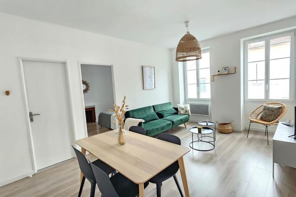 Superbe Appartement 2 Chambres Au Coeur De Pau Exteriér fotografie